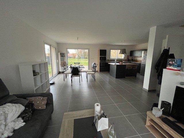 Maison - 112 m² - 4 pièces