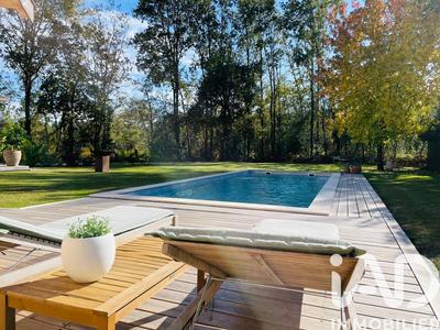 Maison - 145 m² - 6 pièces