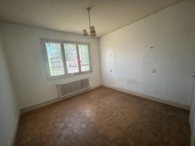 Maison - 175 m² - 7 pièces