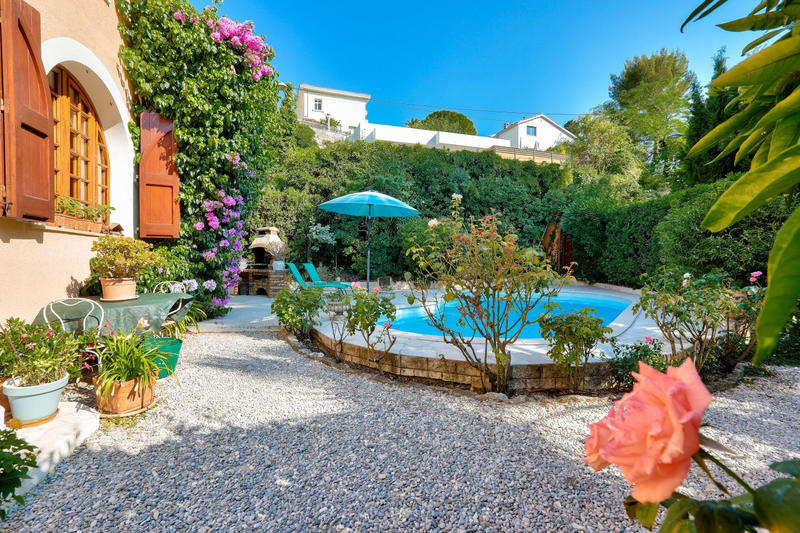 Maison - 88 m² - 3 pièces