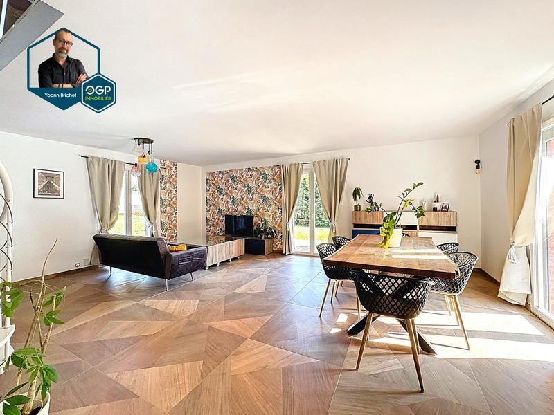 Maison - 175 m² - 6 pièces