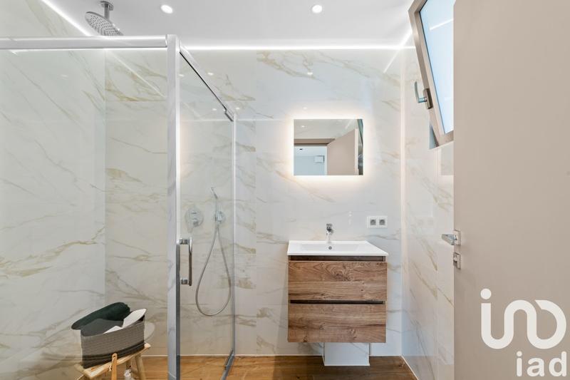 Appartement - 100 m² - 4 pièces