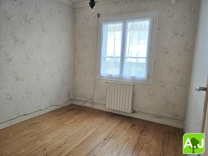 Maison - 64 m² - 5 pièces