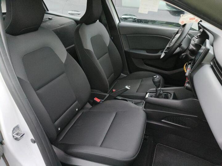 Renault Clio V Dci Blue 100 21n Societe Air Nav
