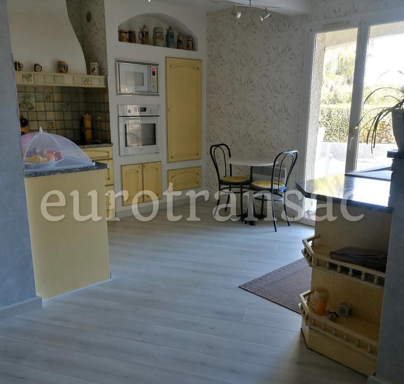 Villa - 161 m² - 4 pièces