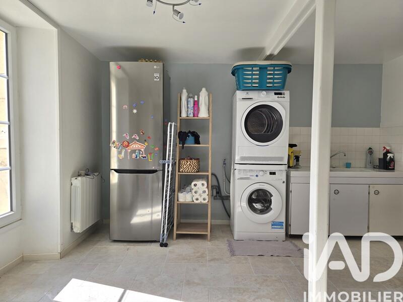 Maison - 255 m² - 9 pièces