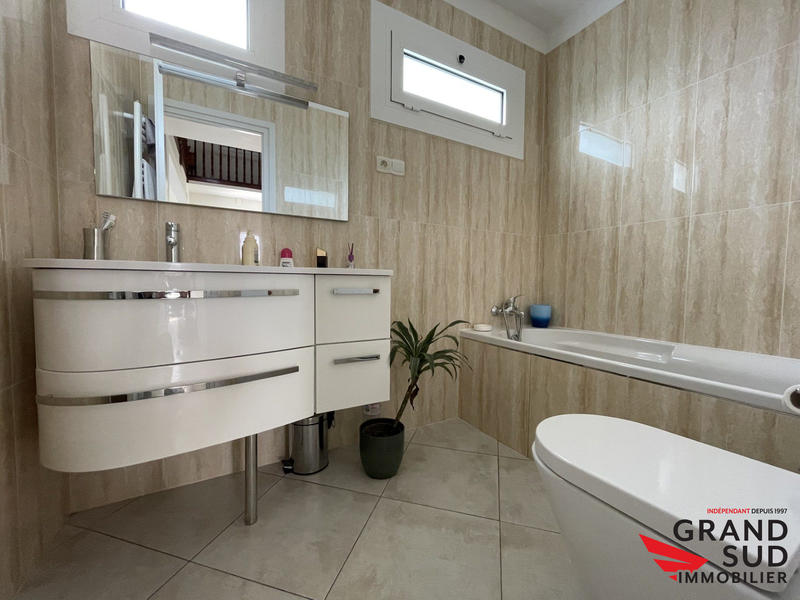 Maison - 160 m² - 6 pièces