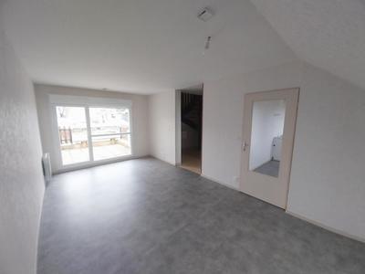 Appartement - 99 m² - 5 pièces