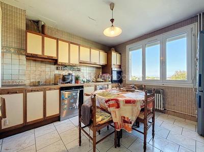 Maison - 112 m² - 6 pièces