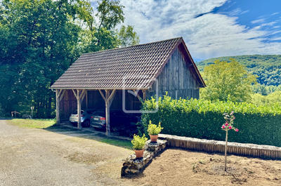 Maison - 288 m² - 12 pièces