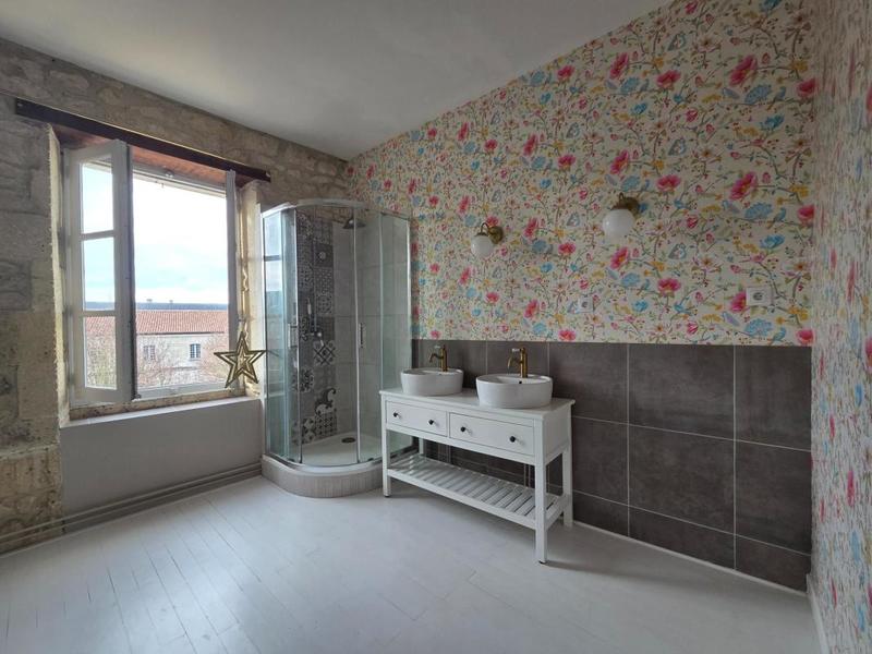 Appartement - 127 m² - 5 pièces