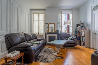 Appartement - 111 m² - 4 pièces