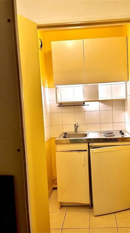 Studio - 25 m² - 1 pièce