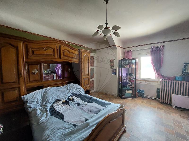 Maison - 161 m² - 7 pièces