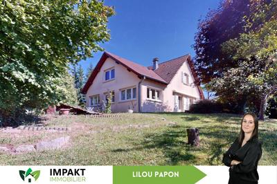 Maison - 152 m² - 8 pièces