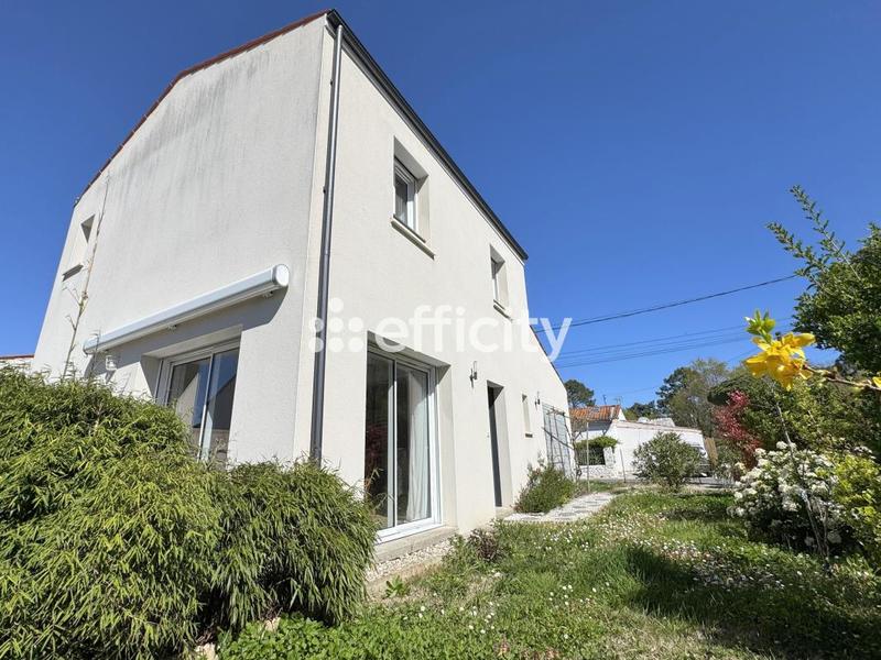 Maison - 79 m² - 4 pièces