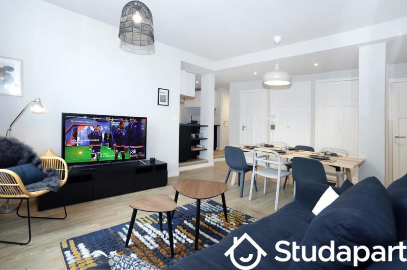 Chambre - 11 m² - 1 pièce