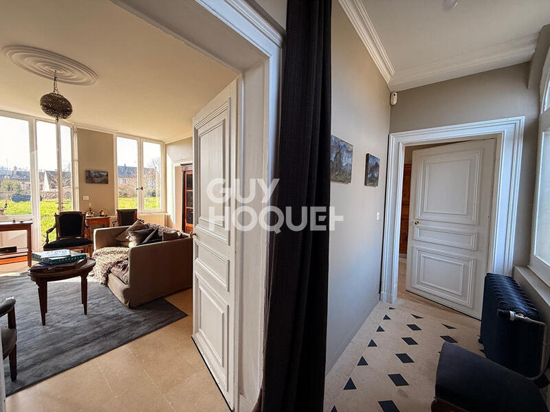 Maison de maîtres - 198 m² - 9 pièces