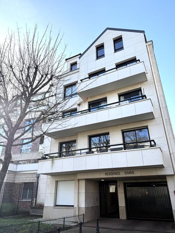 Appartement - 122 m² - 6 pièces