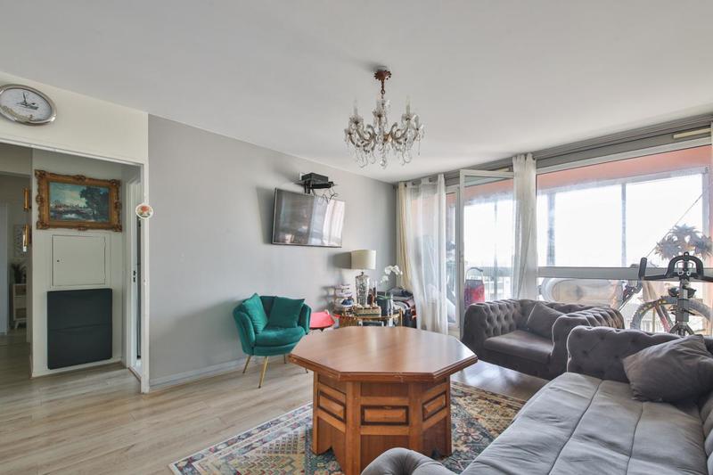 Appartement - 80 m² - 3 pièces