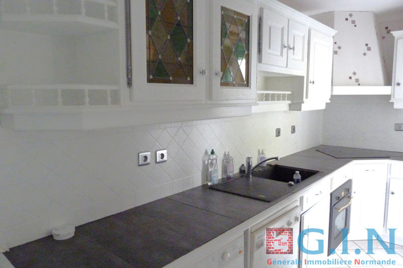 Appartement - 98 m² - 5 pièces