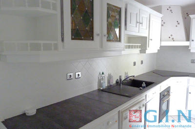 Appartement - 98 m² - 5 pièces