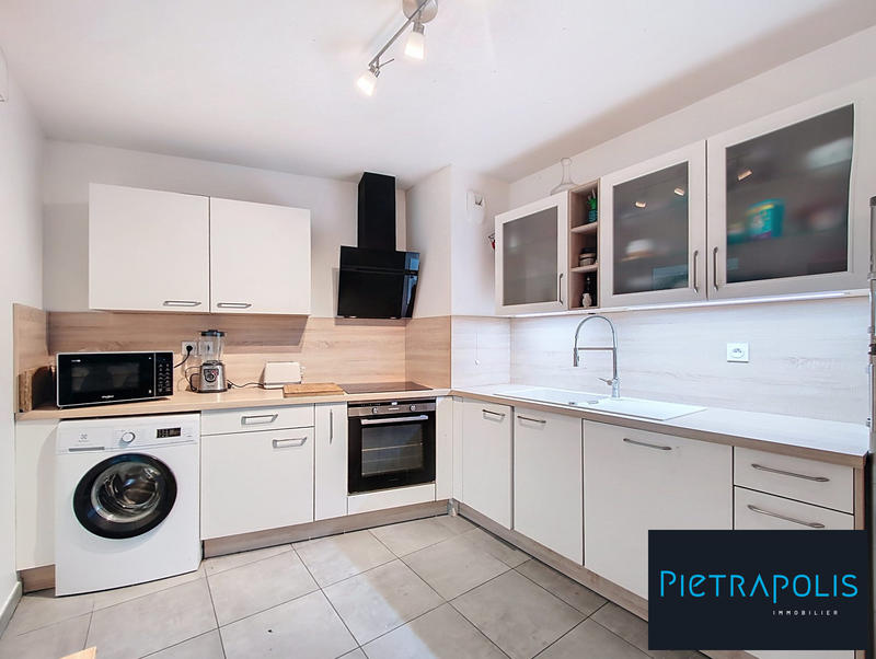 Appartement - 84 m² - 5 pièces