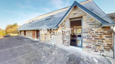 Maison - 218 m² - 7 pièces