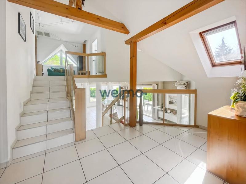 Maison - 250 m² - 11 pièces