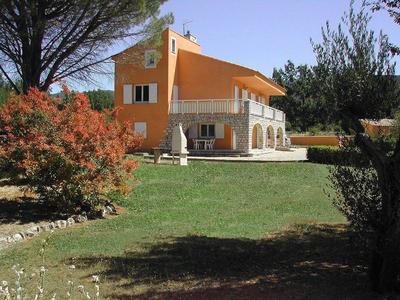 Maison traditionnelle - 175 m² - 7 pièces