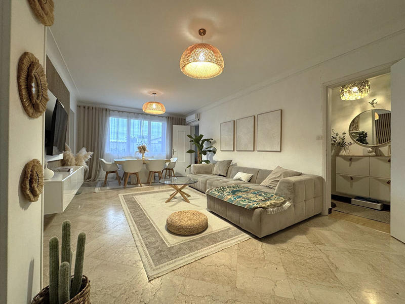 Appartement - 76 m² - 3 pièces