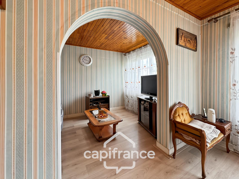 Maison - 74 m² - 5 pièces