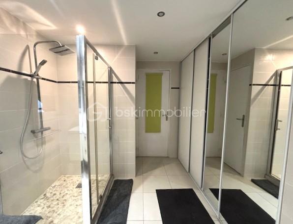 Maison - 114 m² - 6 pièces