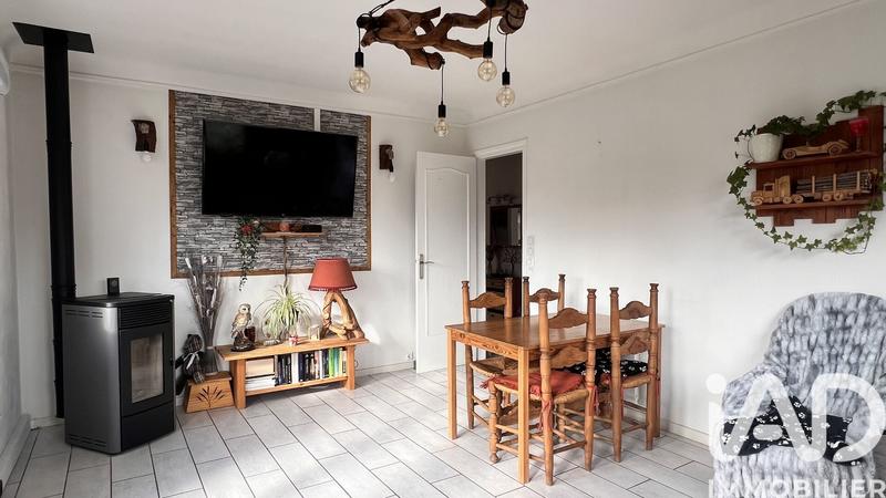 Maison - 90 m² - 4 pièces