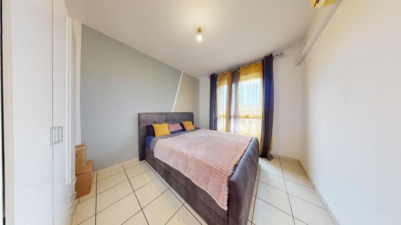 Appartement - 77 m² - 4 pièces