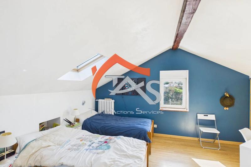 Maison - 161 m² - 5 pièces