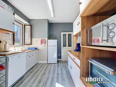 Appartement - 93 m² - 4 pièces