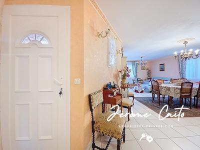 Maison - 103 m² - 4 pièces