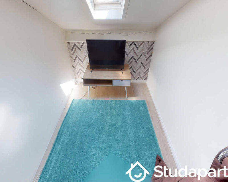 Chambre - 60 m² - 1 pièce