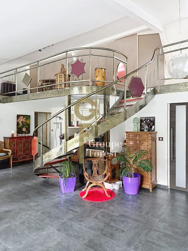 Maison - 190 m² - 5 pièces