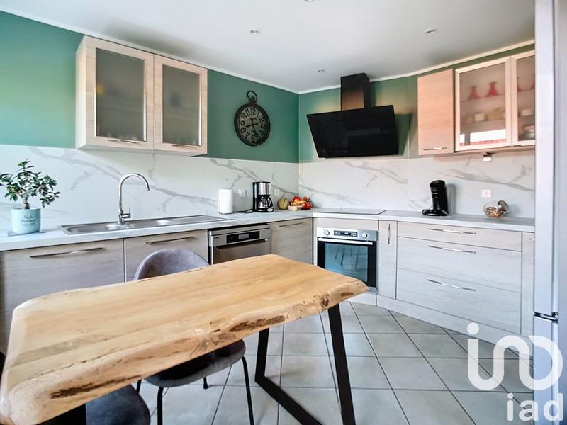 Maison - 183 m² - 10 pièces