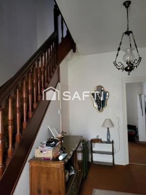 Maison - 190 m² - 8 pièces