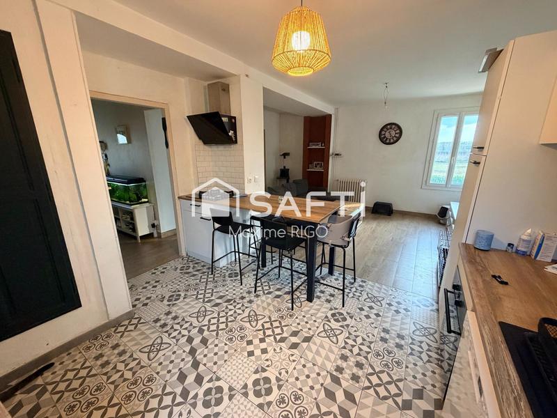 Maison - 88 m² - 5 pièces