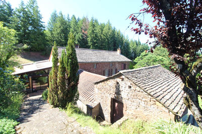 Propriété - 226 m² - 6 pièces