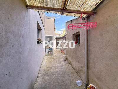 Maison - 151 m² - 6 pièces