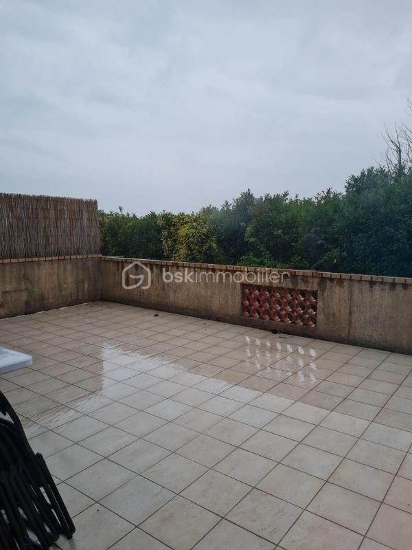 Maison - 214 m² - 10 pièces