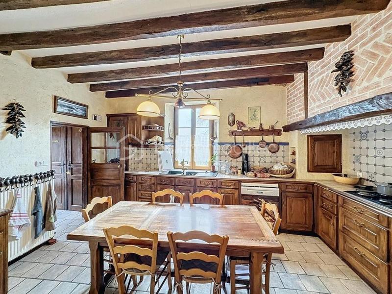 Longère - 221 m² - 9 pièces