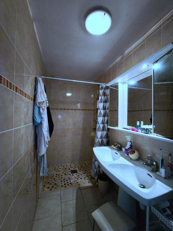 Maison - 200 m² - 7 pièces