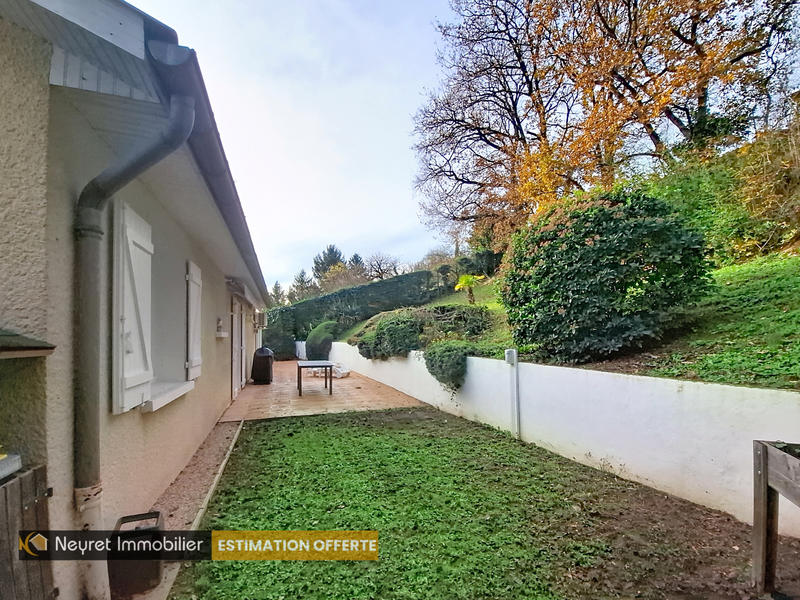 Maison - 158 m² - 6 pièces