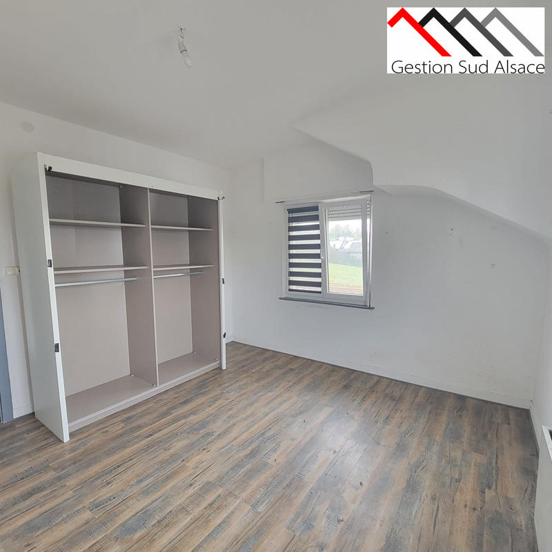 Local commercial - 248 m² - 8 pièces